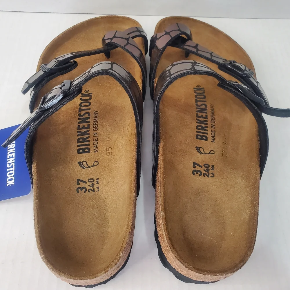 Birkenstock Metallic Sandals - Picture 5 of 10